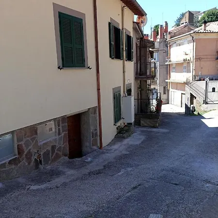 A Pochi Passi Dal Centro Di *