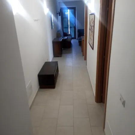 A Pochi Passi Dal Centro Di